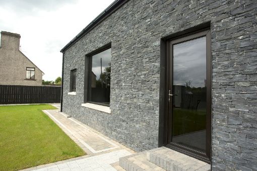 Picture of New Black Z Stone Corners (Pack of 2)
BTSNEWBLKCORNER