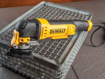 Picture of DeWalt 300W 240V Multi-Tool with Accessories
DWE315B-GB